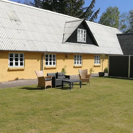Faedrelandet Ferielejlighed & Turridning Laeso Exterior photo