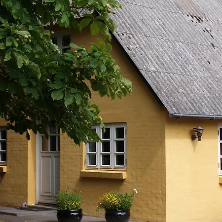 Faedrelandet Ferielejlighed & Turridning Laeso Room photo